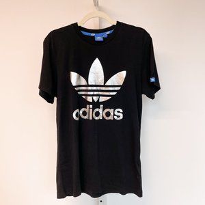 Black adidas T-Shirt